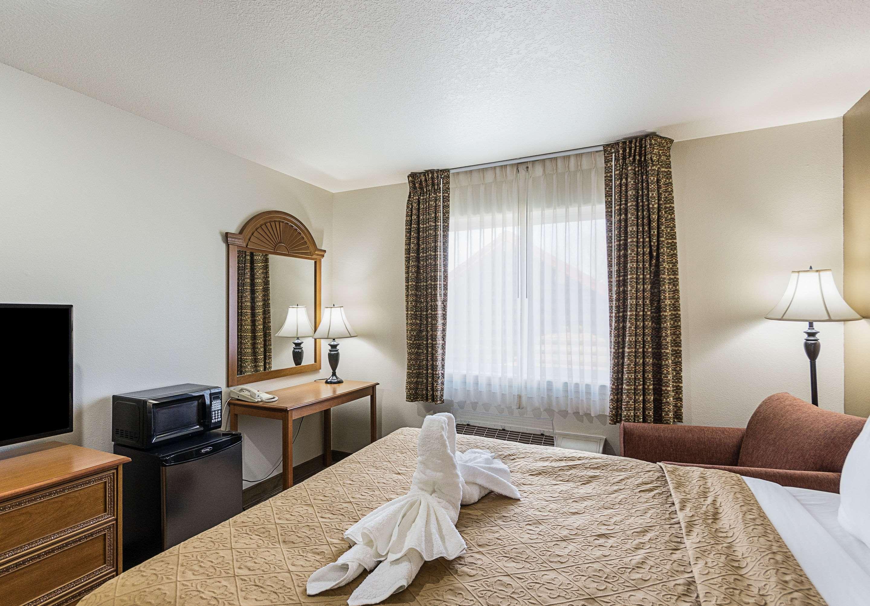Econo Lodge Livingston Gateway To Yellowstone Exteriör bild
