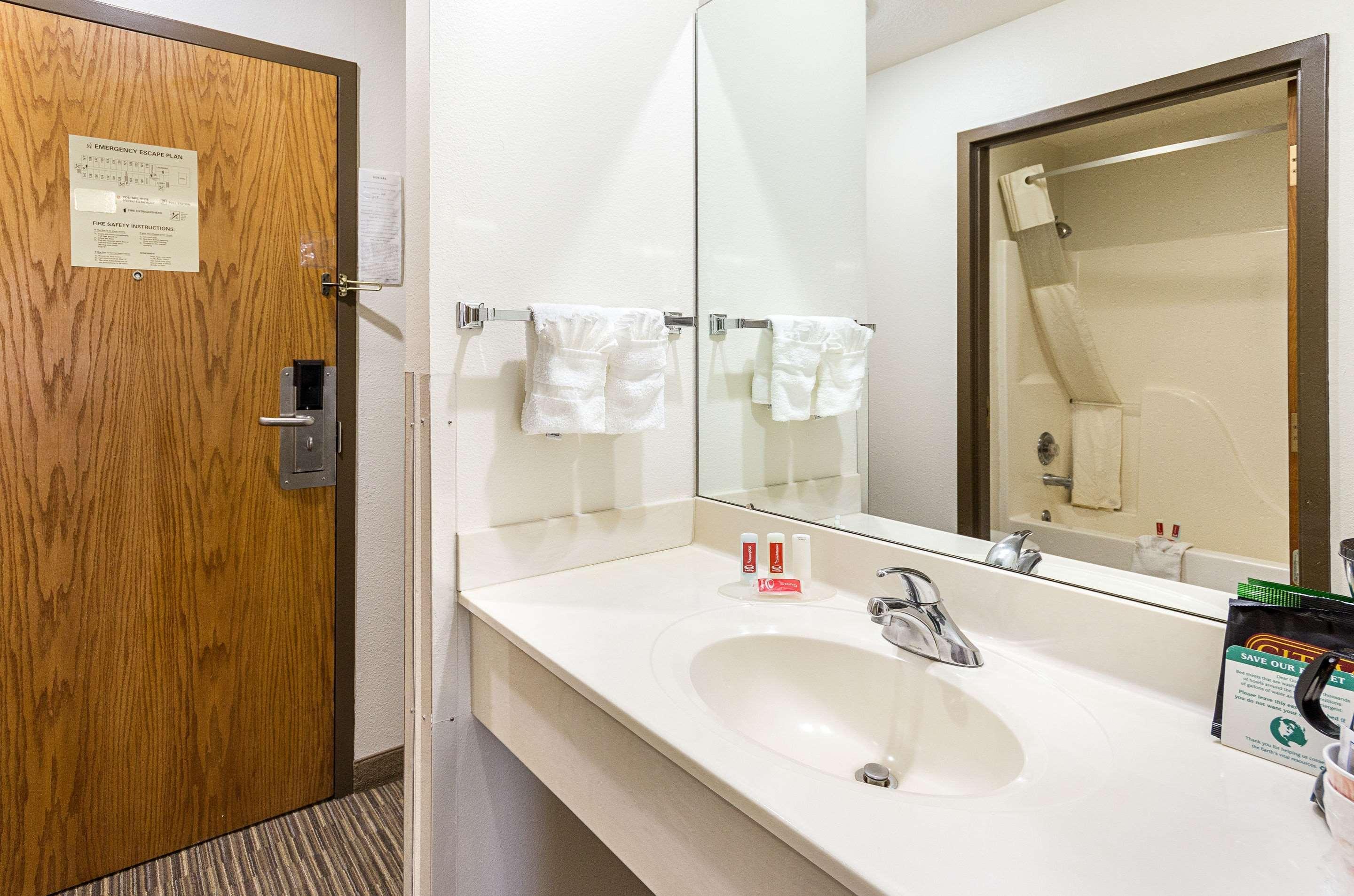 Econo Lodge Livingston Gateway To Yellowstone Exteriör bild