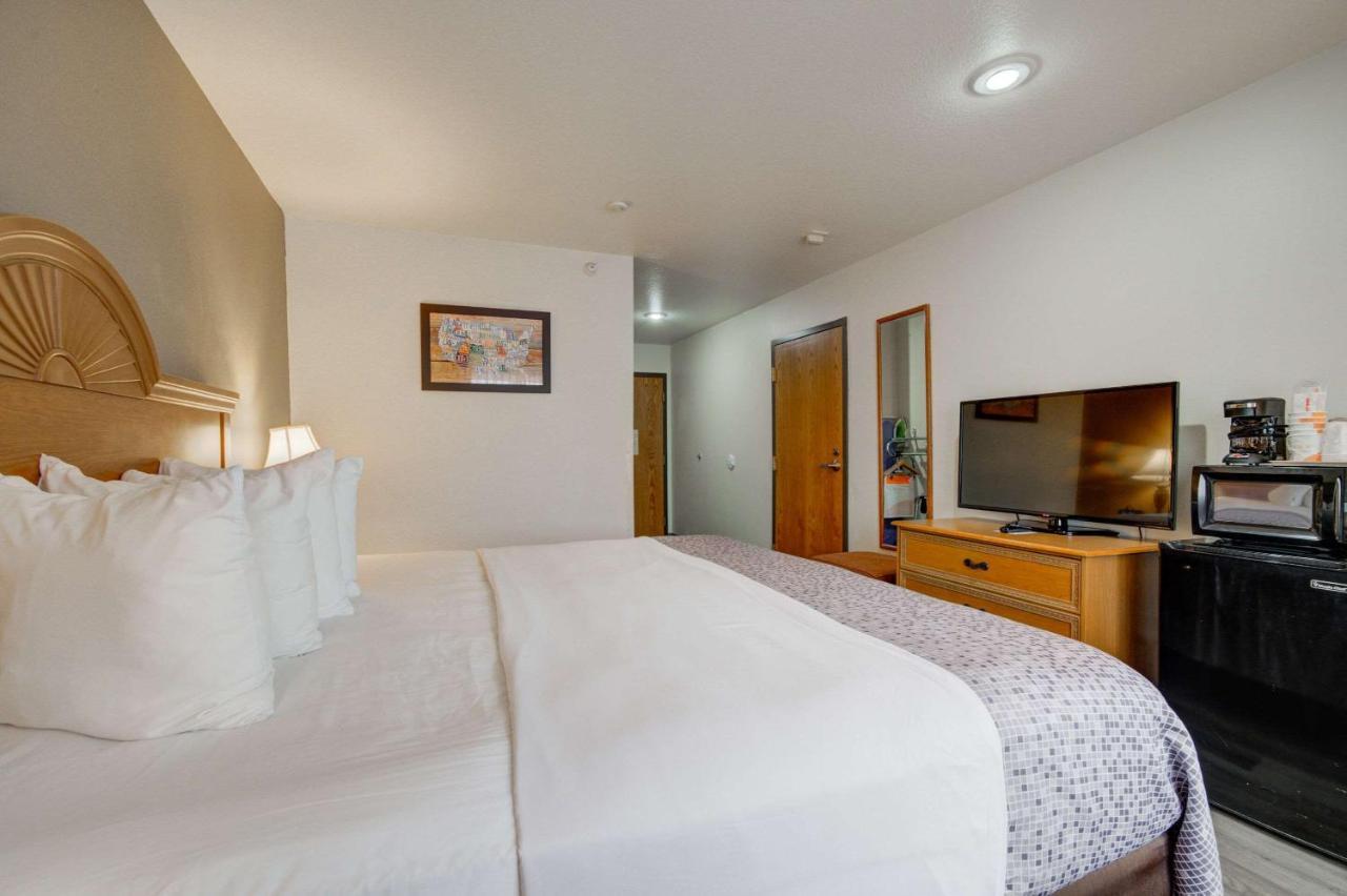 Econo Lodge Livingston Gateway To Yellowstone Exteriör bild