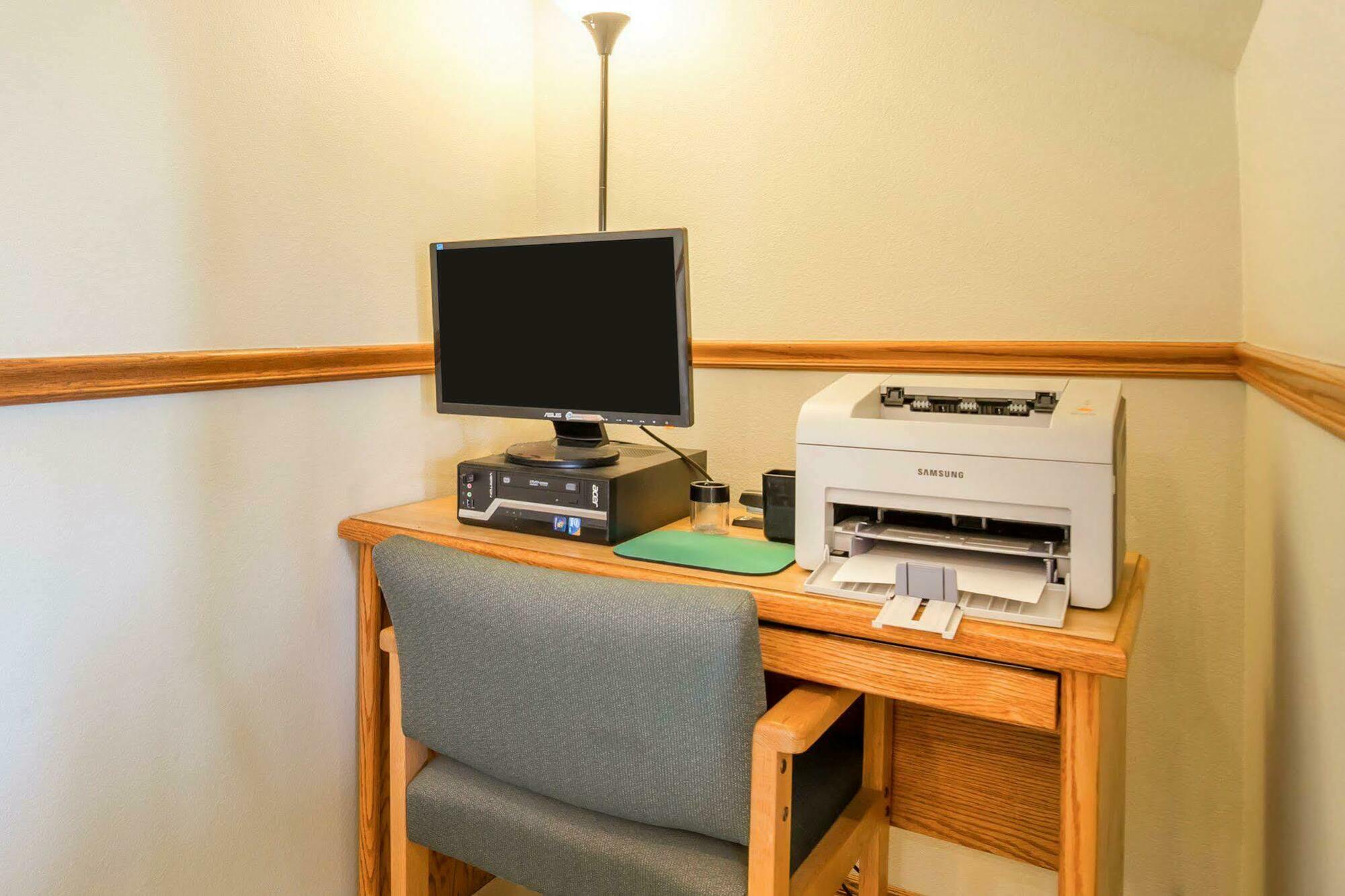 Econo Lodge Livingston Gateway To Yellowstone Exteriör bild